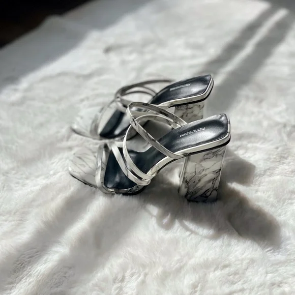 π€π€ Pretty Little Things π€π€ New! Marble Heels - Picture 4 of 12